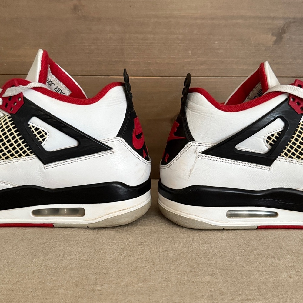 Authentic | 🔥 Fire Red Jordan 4 - Picture 10 of 17